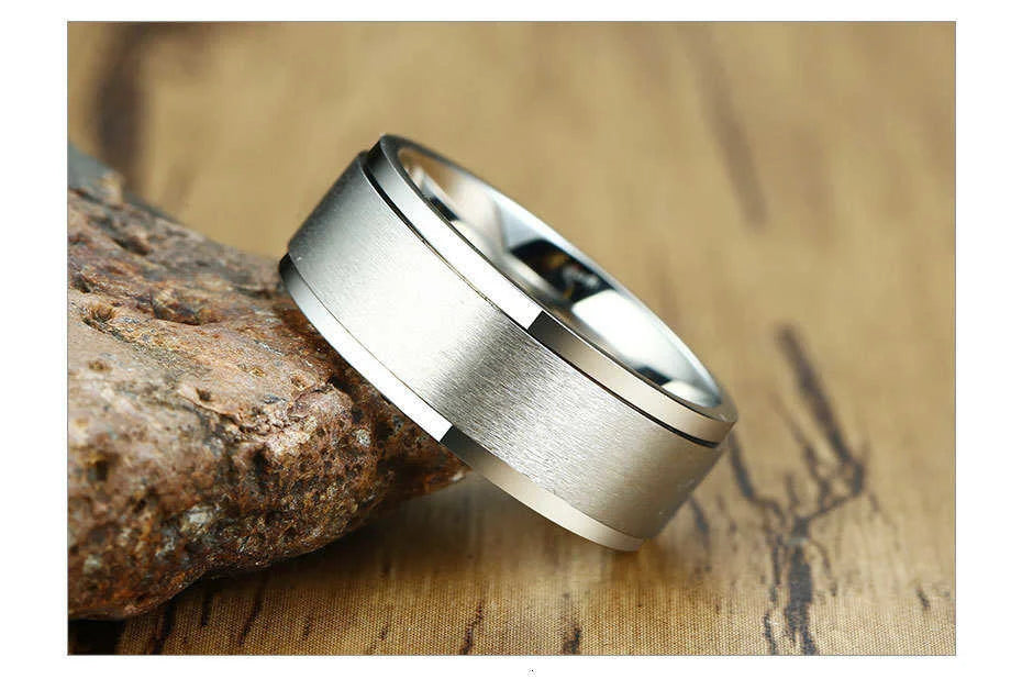 Vnox 6/8mm Spinner Ring for Men Stress Release Accessory Classic Stainless Steel Wedding Band Casual Viking Rune Sport Jewelry