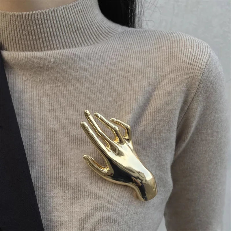 XIALUOKE Vintage Hyperbole Metal Smooth Palm Hand Shape Large Broochs For Women Men Punk Unique Creative Suit Pin Party Jewelry