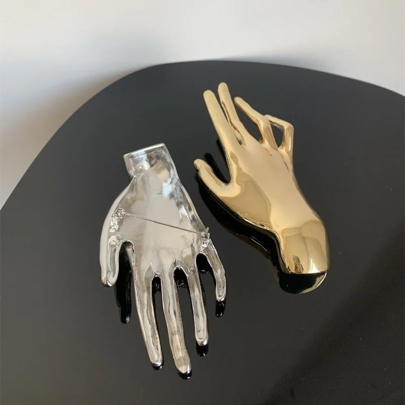 XIALUOKE Vintage Hyperbole Metal Smooth Palm Hand Shape Large Broochs For Women Men Punk Unique Creative Suit Pin Party Jewelry