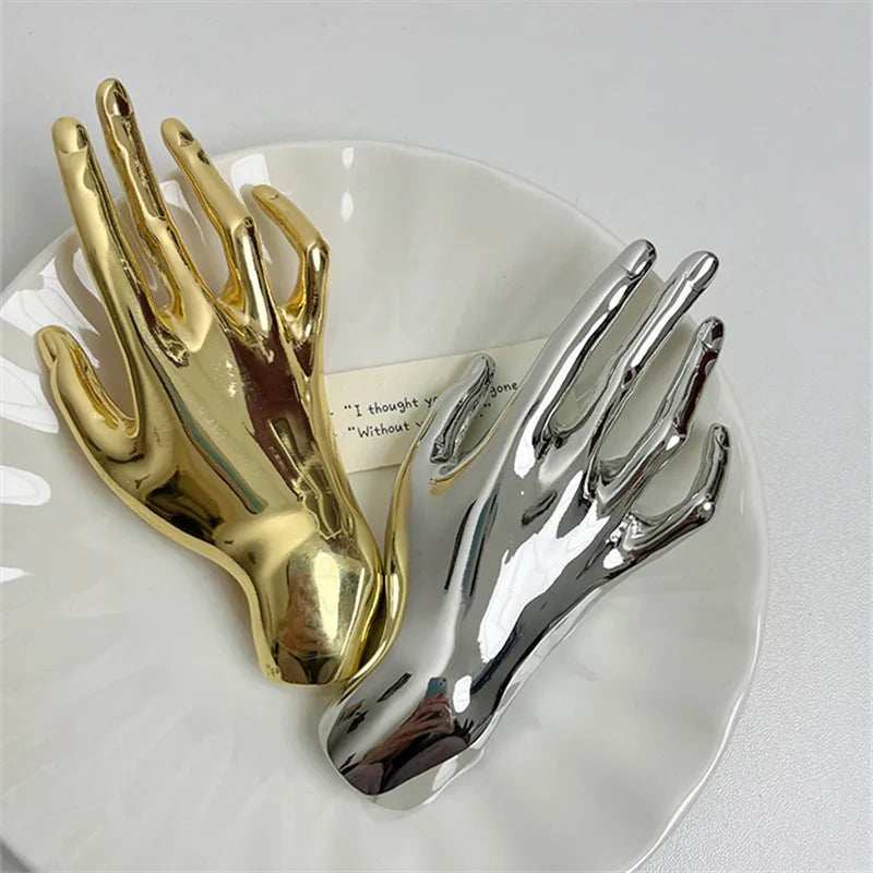 XIALUOKE Vintage Hyperbole Metal Smooth Palm Hand Shape Large Broochs For Women Men Punk Unique Creative Suit Pin Party Jewelry