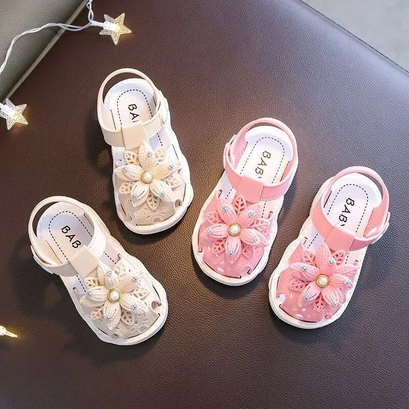 Summer Girls Flower Sandals Fashion Rhinestone Baby Girl Shoes Soft Bottom Toddler Beach Sandals Closed Toe