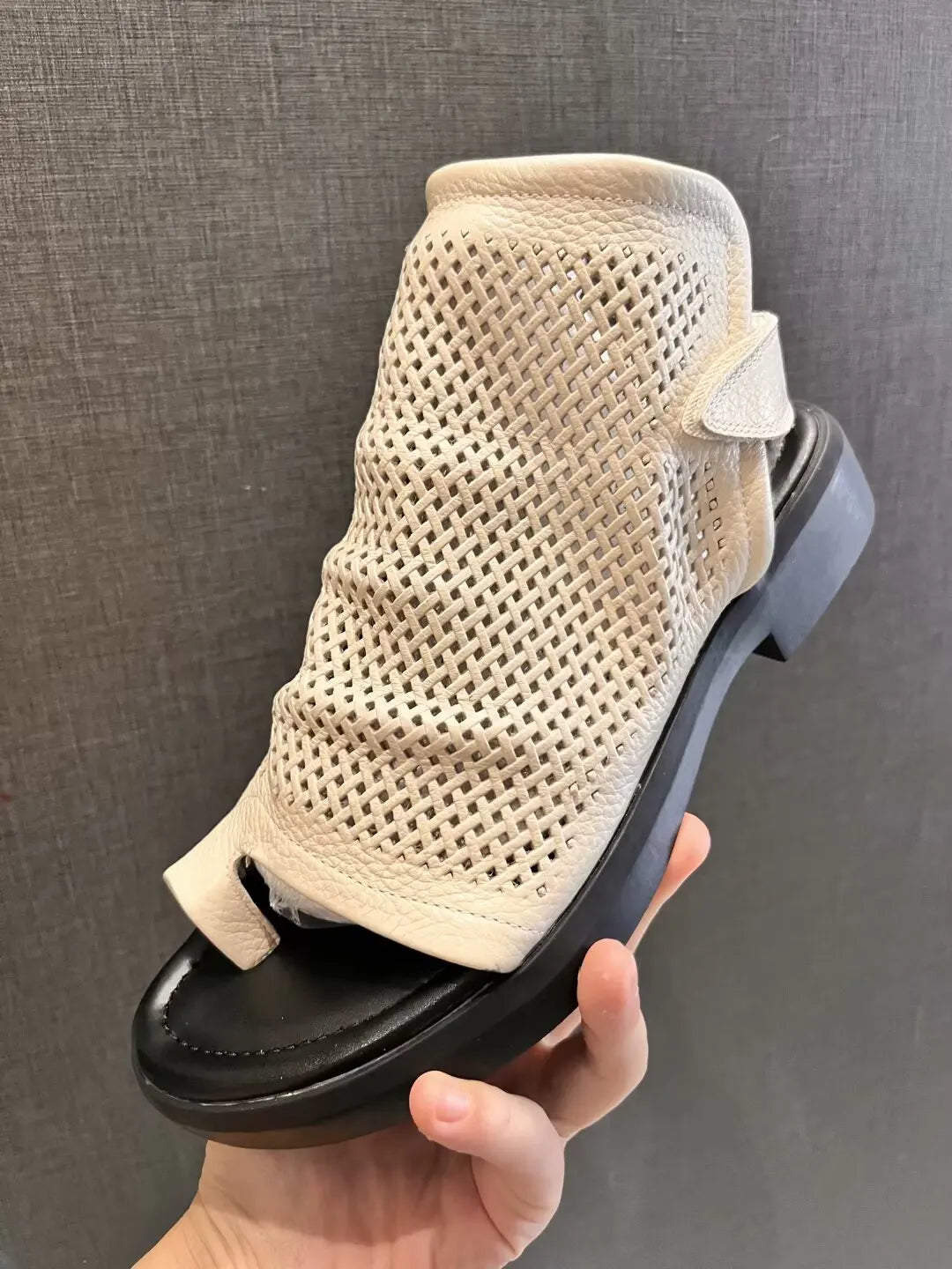 Birkuir Retro Hollow Out Sandals For Women Genuine Leather Flip Flop Slides Sandals Breathable Shoes Hook Loop Beach Sandals