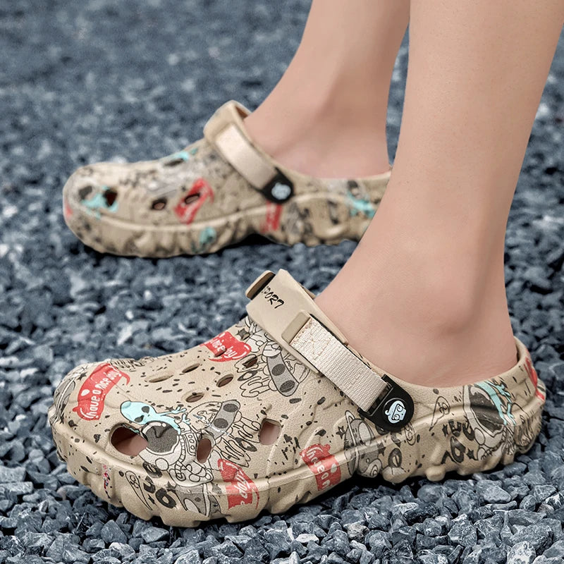 Summer Slippers Men Clogs Platform Male Beach Sandals Outdoor Casual Non-slip Footwear Men Sandals Leisure Shoes