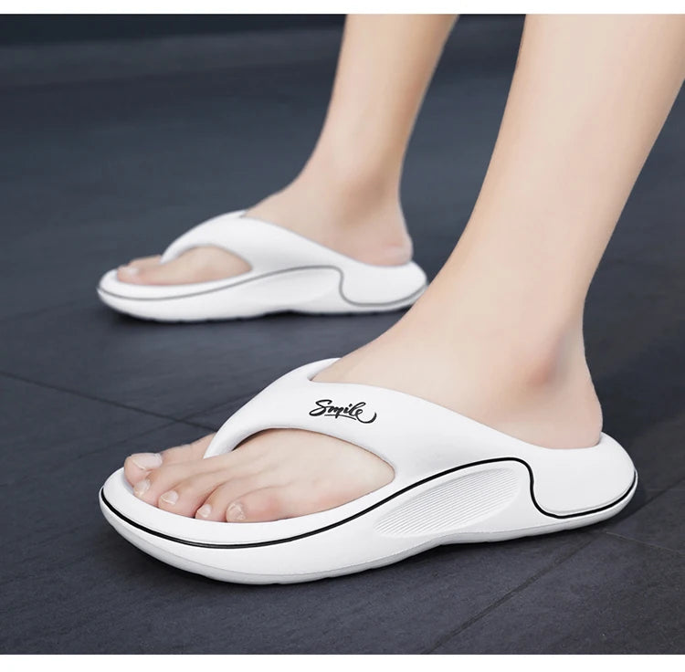 Men's flat slippers summer thick soft sole eva slippers outdoor beach sandals women's 45 non-slip comfortable bathroom slippers