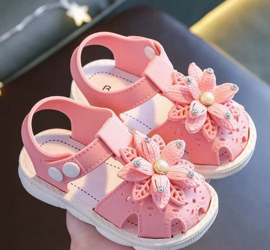 Summer Girls Flower Sandals Fashion Rhinestone Baby Girl Shoes Soft Bottom Toddler Beach Sandals Closed Toe