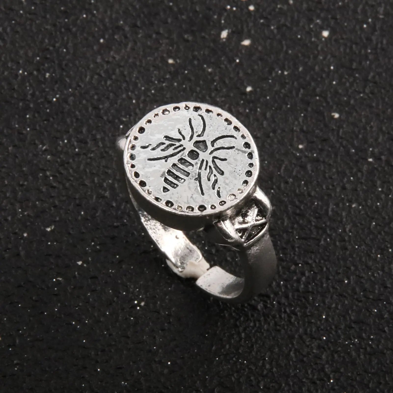 Game Dark Souls Series Men Rings Havel's Demon's Scar Chloranthy Badge Adjustable Ring Male Fans Cosplay Jewelry Accessories