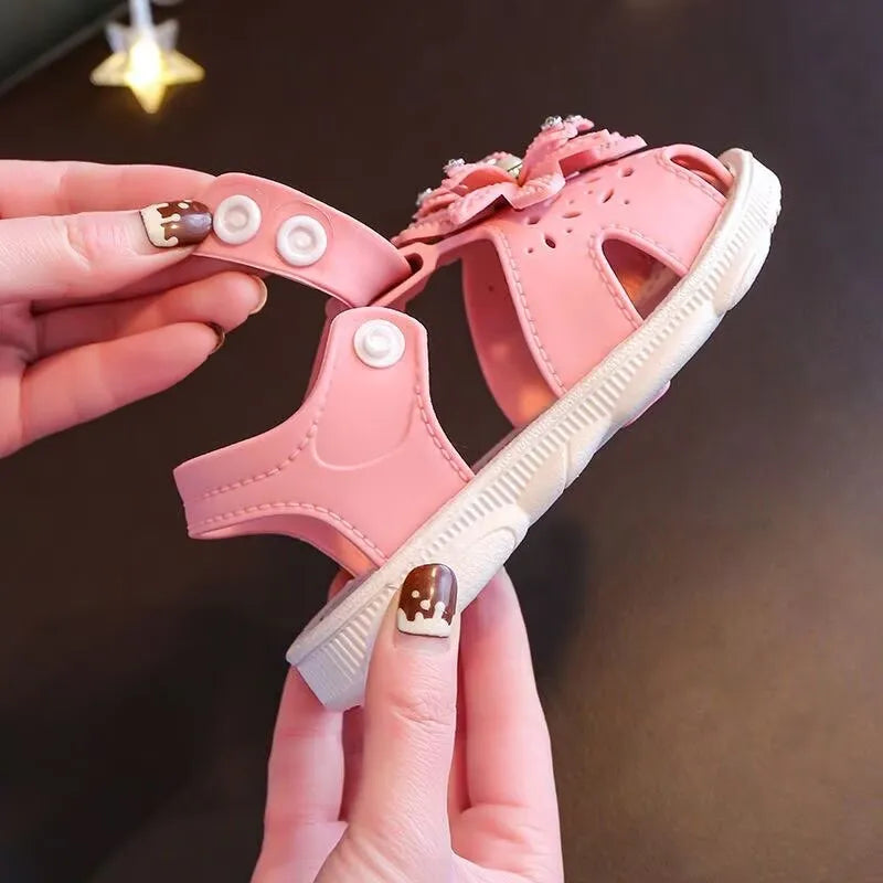 Summer Girls Flower Sandals Fashion Rhinestone Baby Girl Shoes Soft Bottom Toddler Beach Sandals Closed Toe