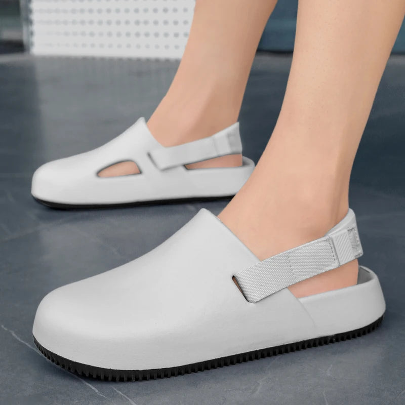 Summer Men Slippers Platform Outdoor Beach Sandals Clogs Quick Dry Non-Slip Indoor Slides Bathroom Shoe Couple Casual Loafers 45