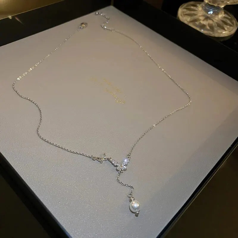 Pearl Rhinestone Bow Necklace for Women Fashion Light Luxury Niche Collarbone Chain Necklaces New Personality Jewelry Party K0