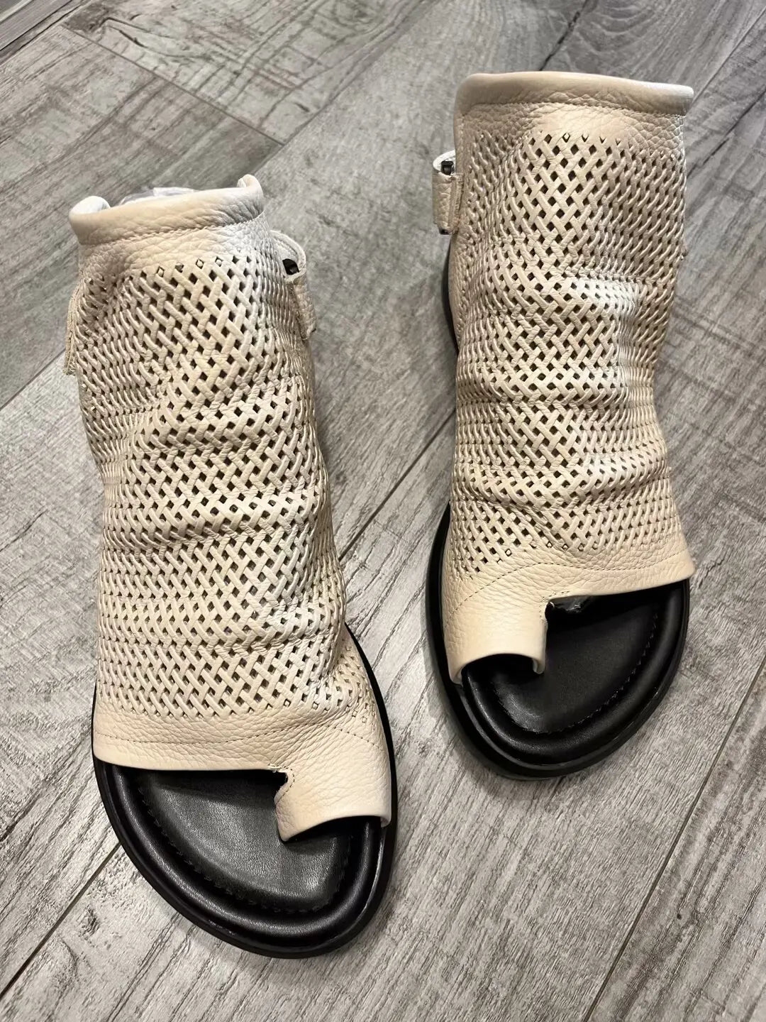Birkuir Retro Hollow Out Sandals For Women Genuine Leather Flip Flop Slides Sandals Breathable Shoes Hook Loop Beach Sandals